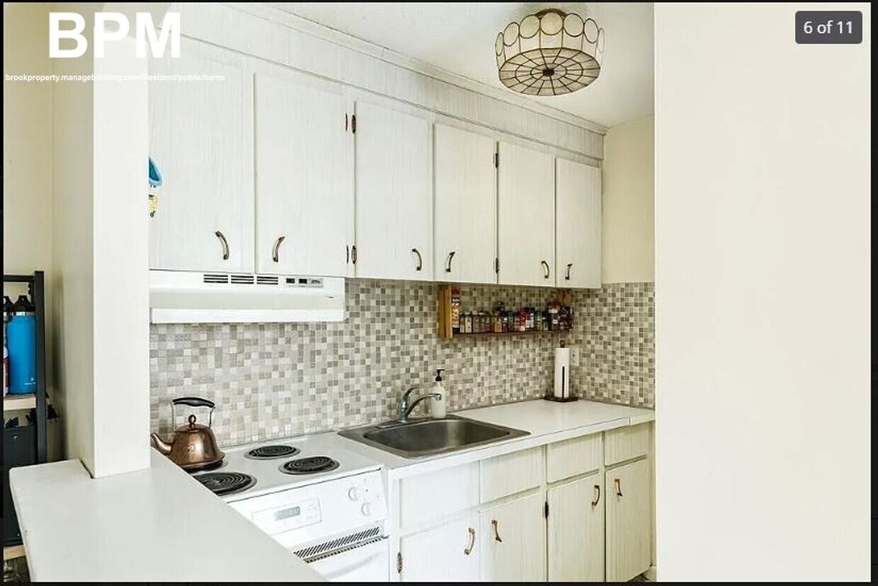 Foto del edificio - 12 Scottfield Rd