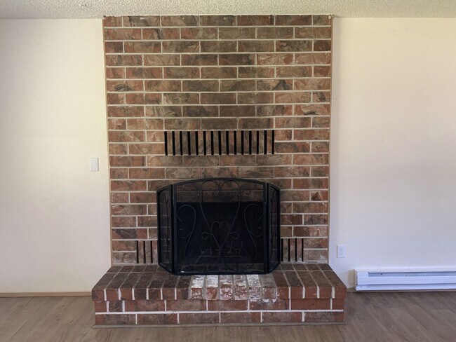 Foto del edificio - Recently updated 3 bedroom home in Hillsboro