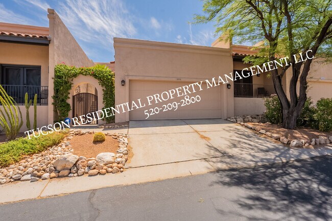Foto del edificio - 9876 N Ridge Shadow Pl