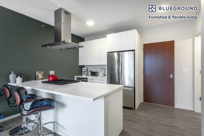 Foto del edificio - 8 E Huron St