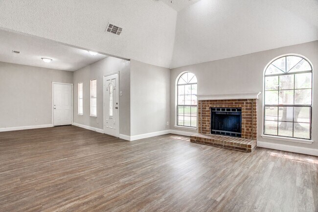 Foto del edificio - Stunning 3BD/2BA Arlington Home