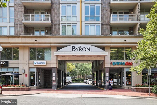 Foto del edificio - 513 W Broad St