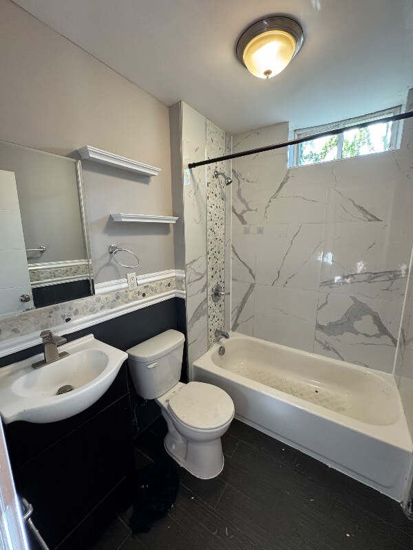 Foto principal - 875 18th Ave
