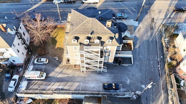 Foto del edificio - 87 Summer St