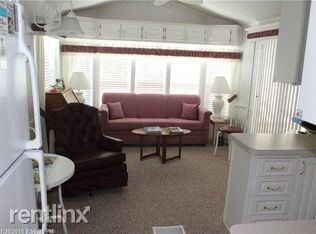 Building Photo - 1 br, 1 bath Condo - 54 Bypass Rd