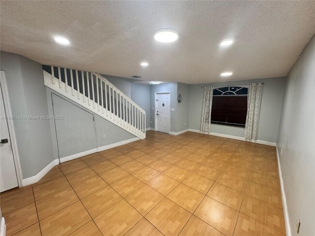 Foto del edificio - 7005 NW 173rd Dr