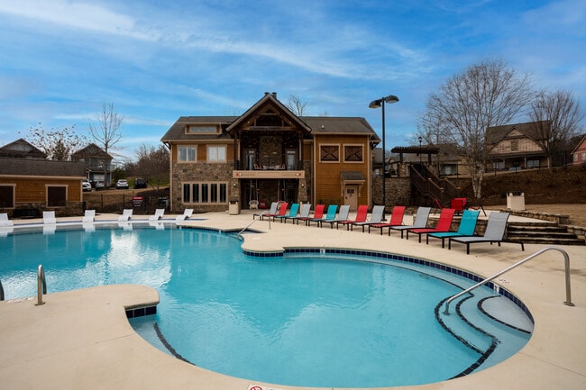 Photo - Redpoint Knoxville Apartments