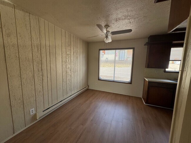 Foto del edificio - 2 Bedroom Duplex with Garage