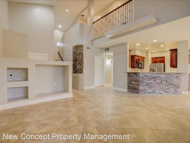 Building Photo - 4 br, 3 bath House - 17027 S. Painted Bluf...