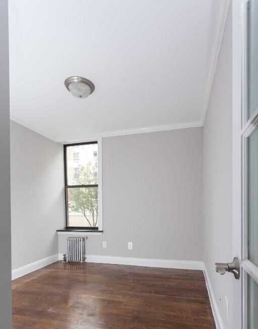 Foto del edificio - 343 E 8th St