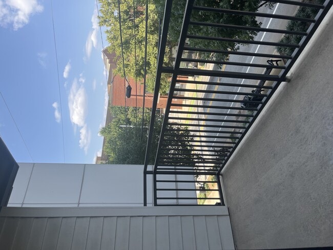 Interior Photo - 915 Glenwood Apartments at Grant Park