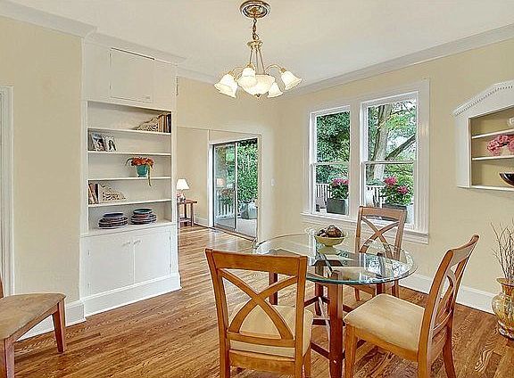 Foto principal - 2121 NE 55th St