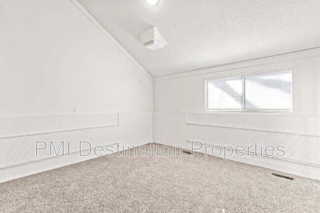 Foto del edificio - 742 N 74 Terrace
