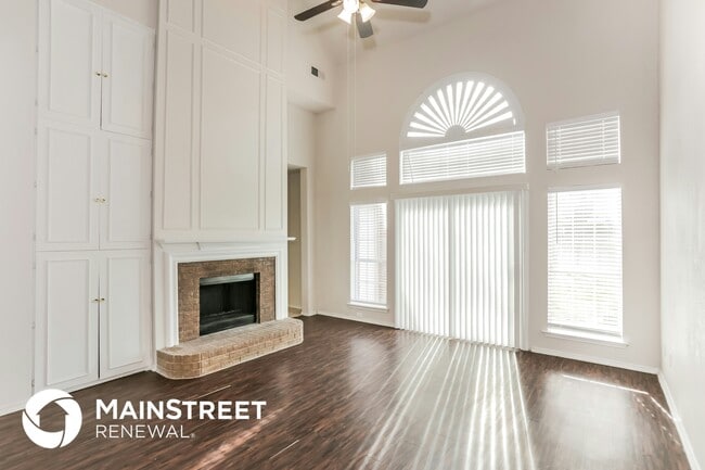 Building Photo - 201 Boulder Creek Dr