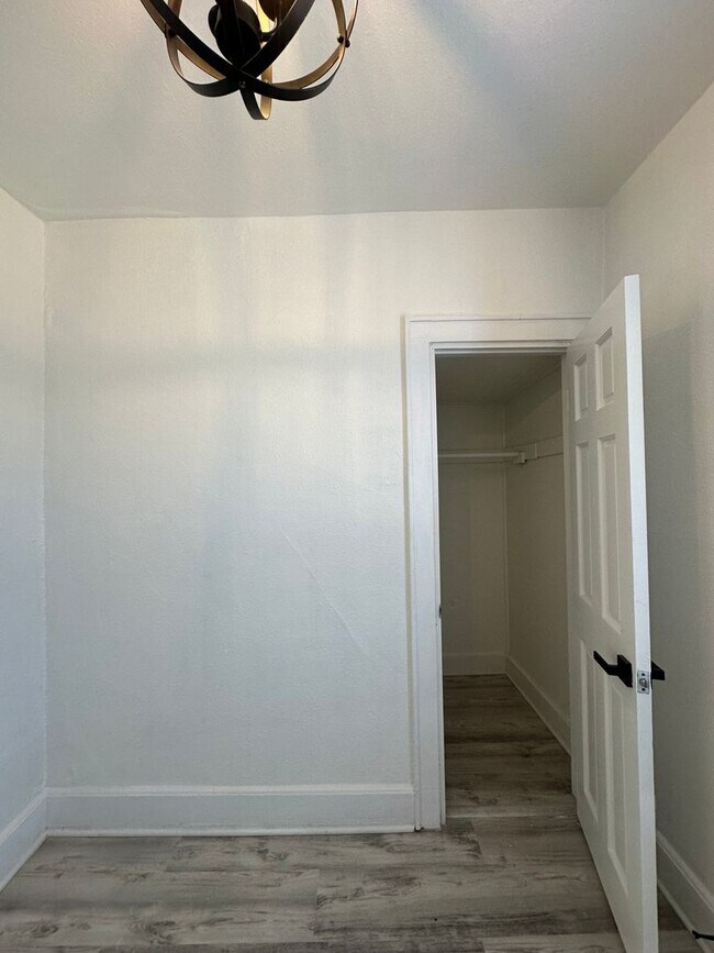 Foto del edificio - 3205 N 3rd St