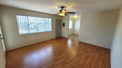 Building Photo - 7354 Valley View Ave
