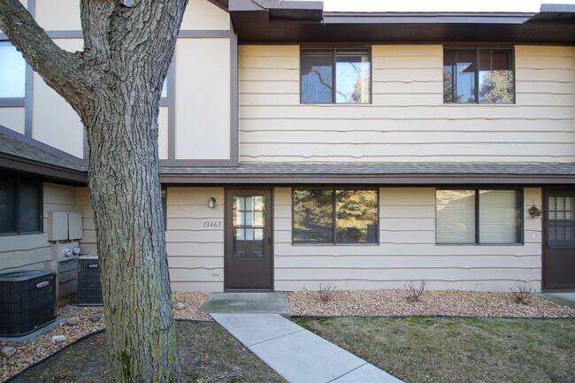 Building Photo - 13463 Zenith Ln