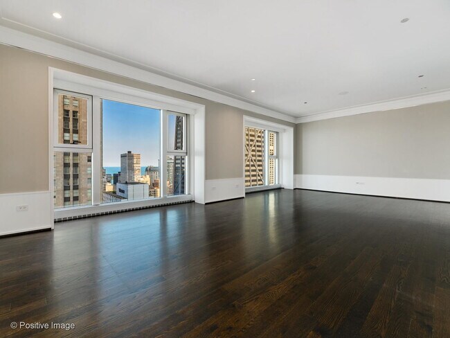 Foto del edificio - 77 E Walton St