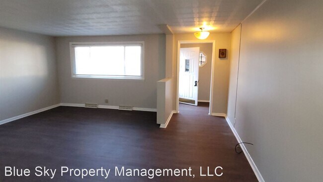 Building Photo - 3 br, 1 bath House - 803 W. Harvard