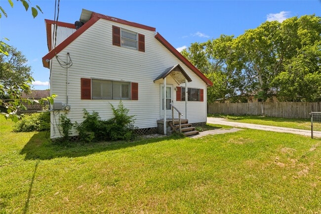 Building Photo - 4820 Palmetto St
