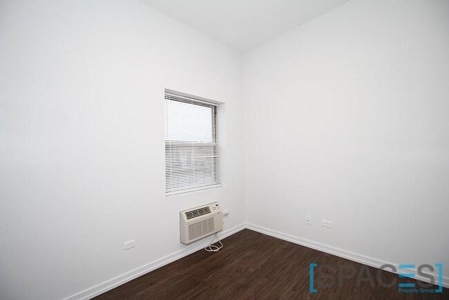 Foto del edificio - 5051 N Kenmore Ave