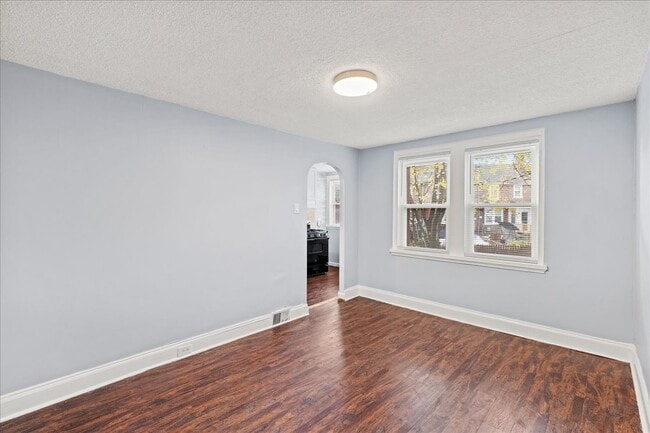 Building Photo - 2959 E Octagon Rd