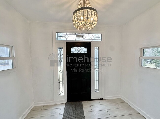 Foto del edificio - 3428 Thomas St