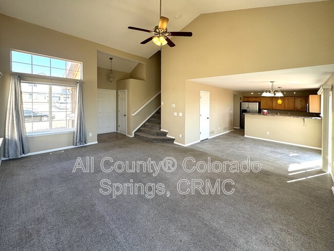 Building Photo - 5048 Weaver Dr