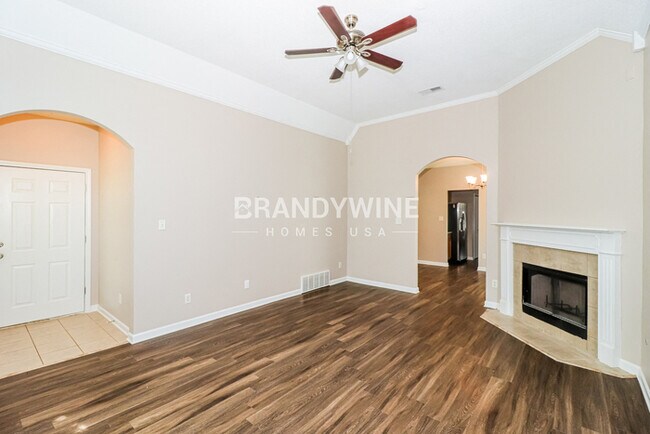 Foto del edificio - 2170 Berry Bush Ln