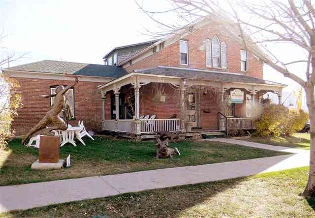 Foto principal - 303 E 17th St