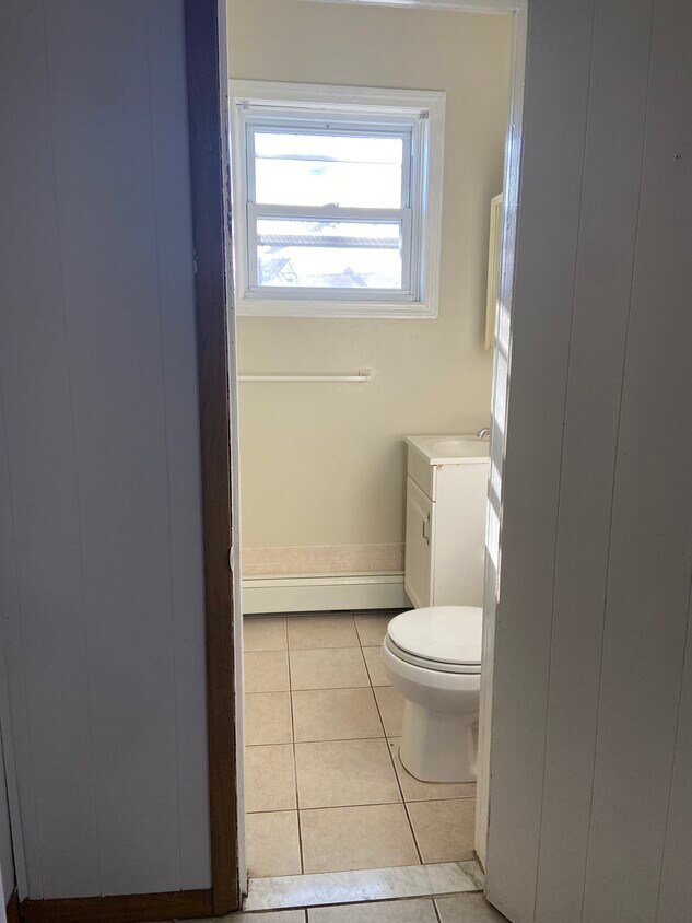 half bathroom - 250 Sayles Ave