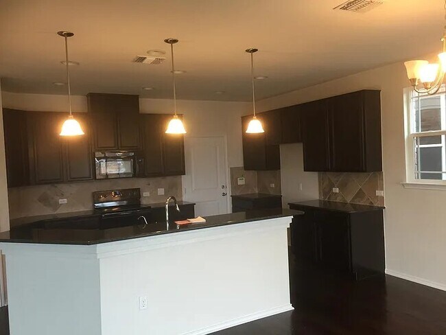 Foto del edificio - 1405 Berlin Ln