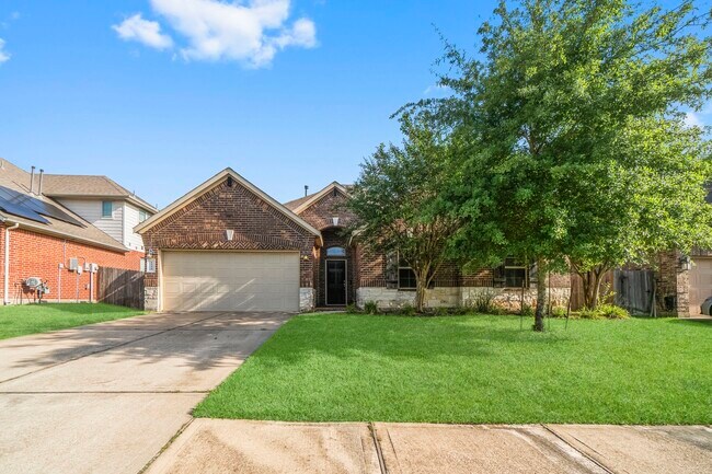 Foto del edificio - 1535 Heartwood Dr