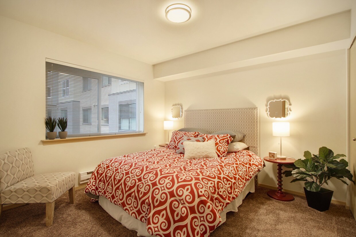 Destinations Lynnwood 61+ Active Adult Apa... Apartments Lynnwood, WA