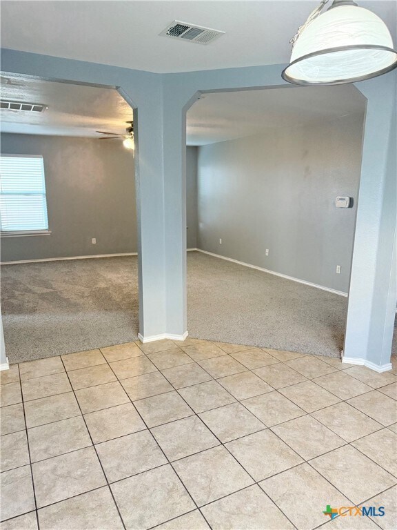 Building Photo - 206 W Gemini Ln