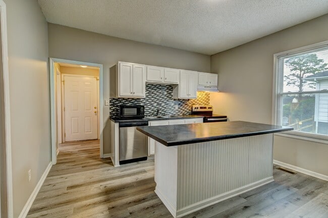 Foto del edificio - 64 Burton St