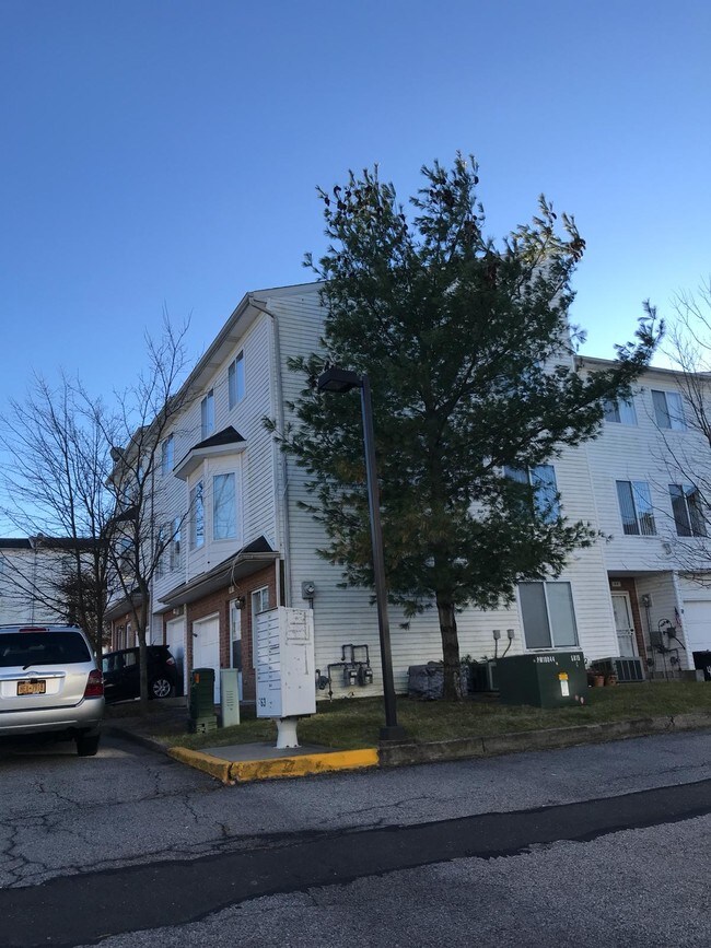 Foto del edificio - 48 Amanda Ct