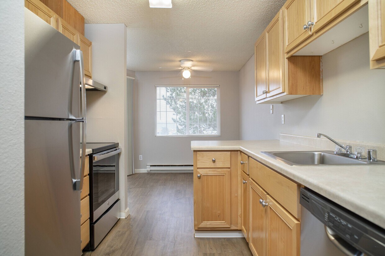 Ridgedale Apartments in University Place, WA