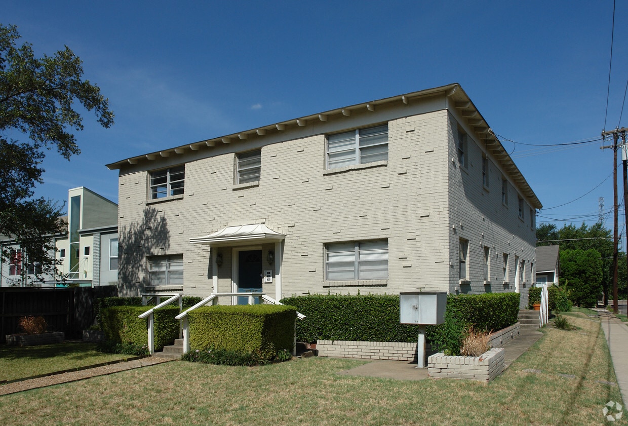 Primary Photo - 4345 Travis St