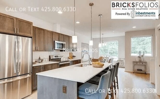 Building Photo - 13706 Manor Way