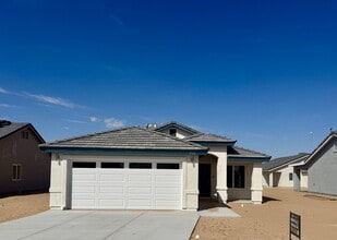 Building Photo - 3760 Santa Anna Pl