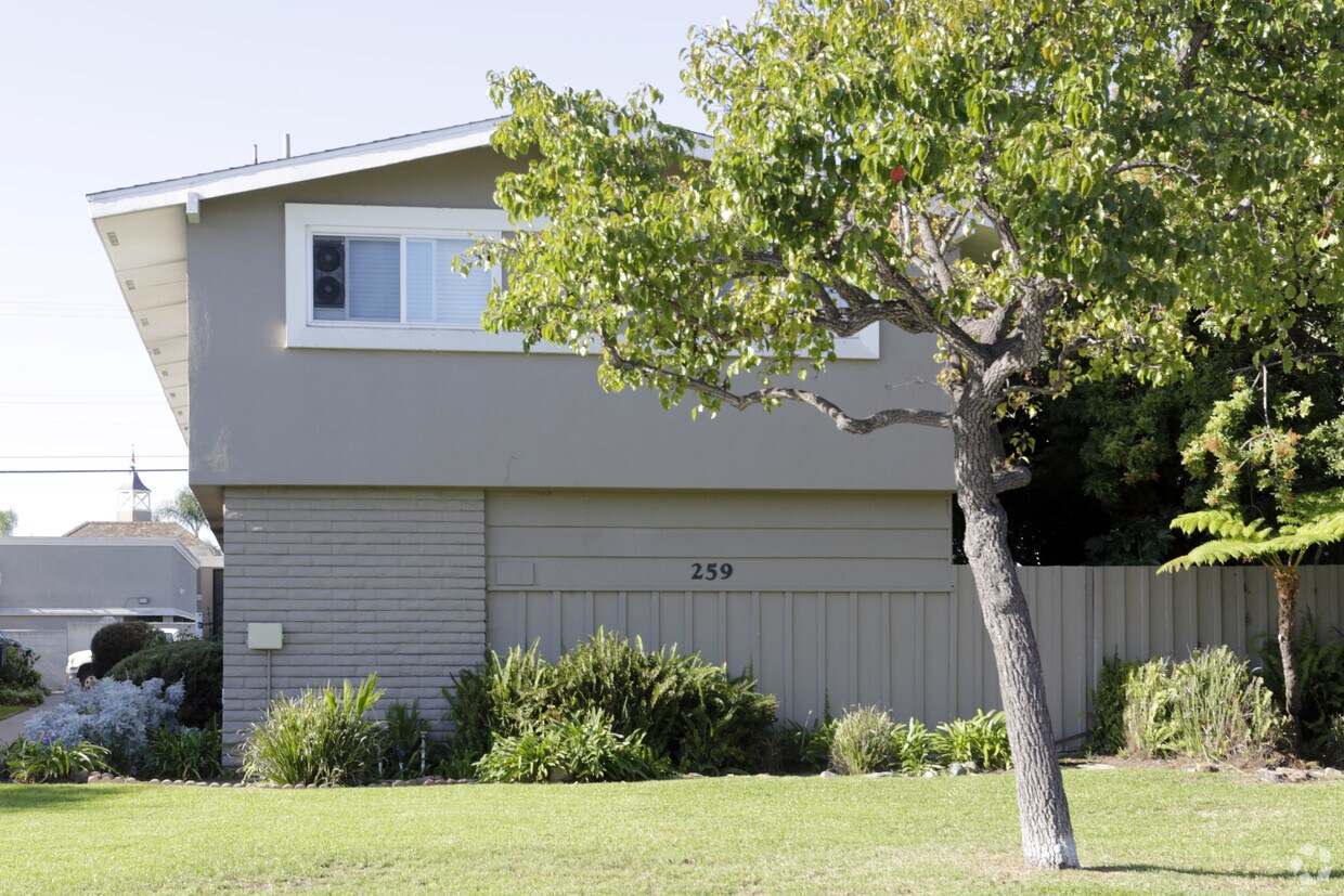 Building Photo - 259 Cabrillo St