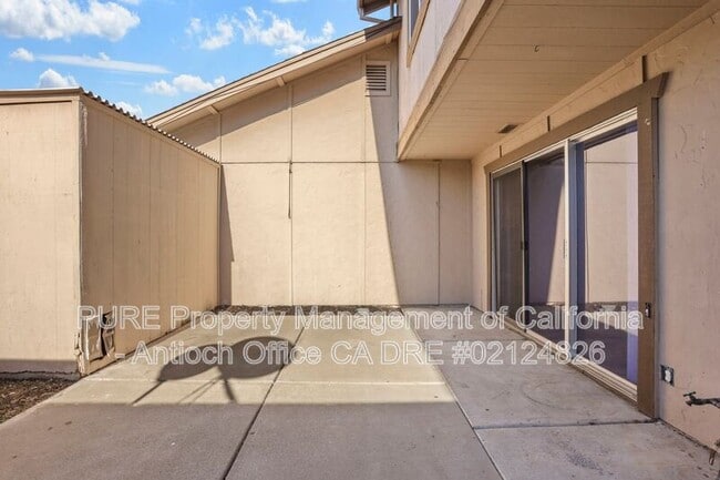 Building Photo - 2613 Rutgers Ln