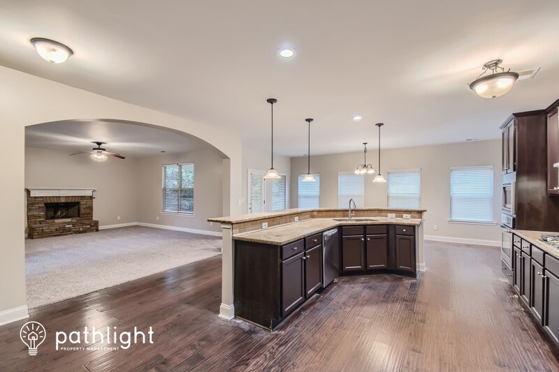 Foto principal - 125 Plunkett Dr