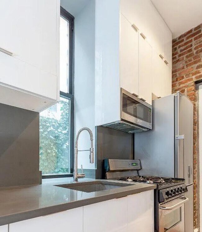 Foto del edificio - 303 Mercer St