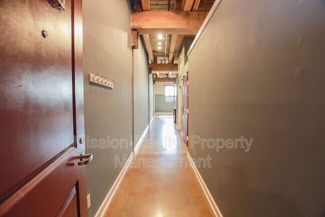 Foto del edificio - 815 Porter St