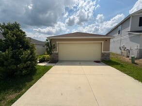 Building Photo - 604 Bullrush Ct