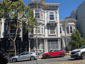 1052-1052 Divisadero St