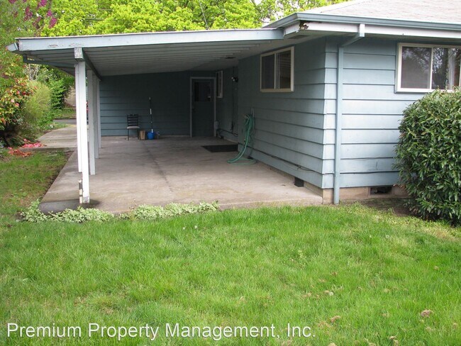 Building Photo - 2 br, 1 bath House - 1690 D Street NE