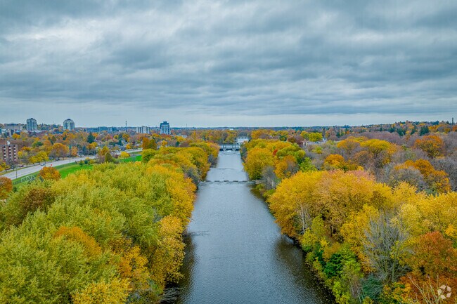 Photo du bâtiment - Silvercreek Terrace